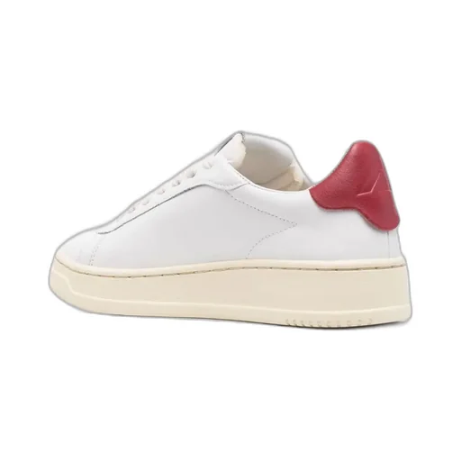 Dallas Lace-Up Sneakers