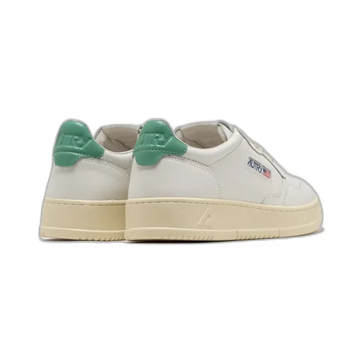 Dallas Low-Top Sneakers
