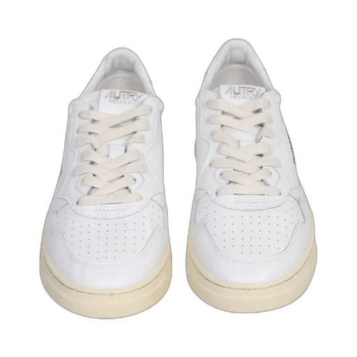 Medalist Low-Top Sneakers