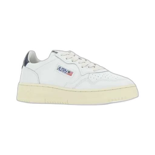 Medalist Low-Top Sneakers