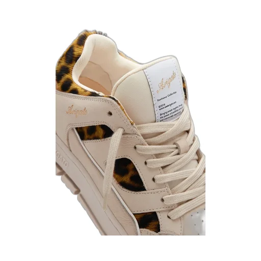 Sneakers Leopard Accent