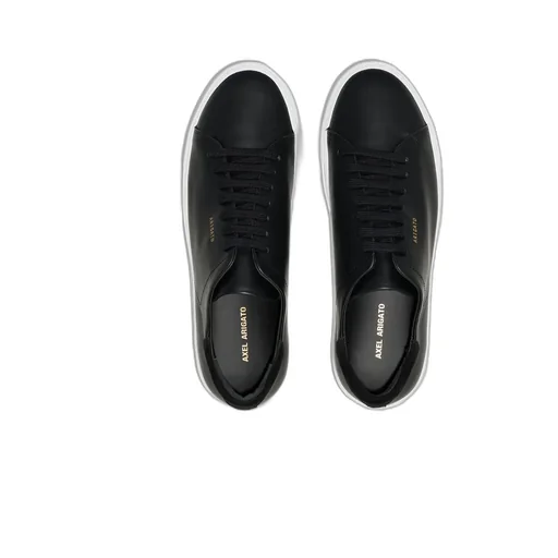 Clean 90 Sneakers