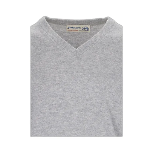 V-Neck Pullover