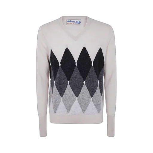 V-Neck Pullover