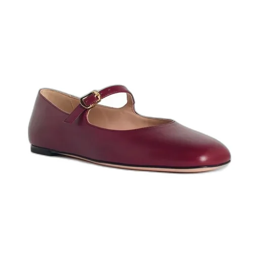 Round-Toe Ballet Flats