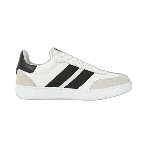 Round-Toe Casual Shoes