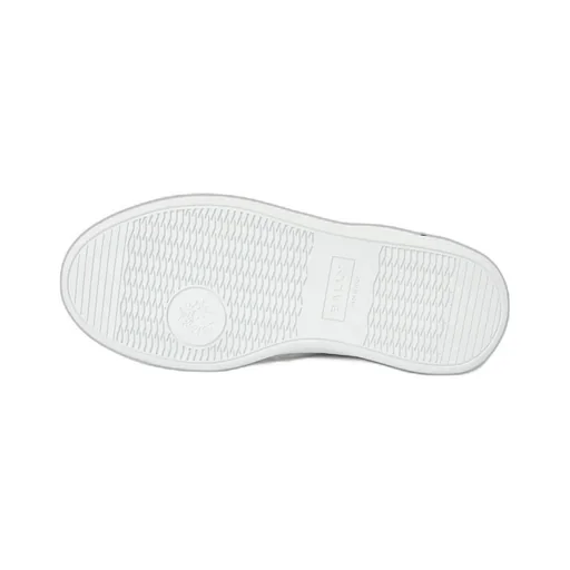 Round-Toe Casual Shoes