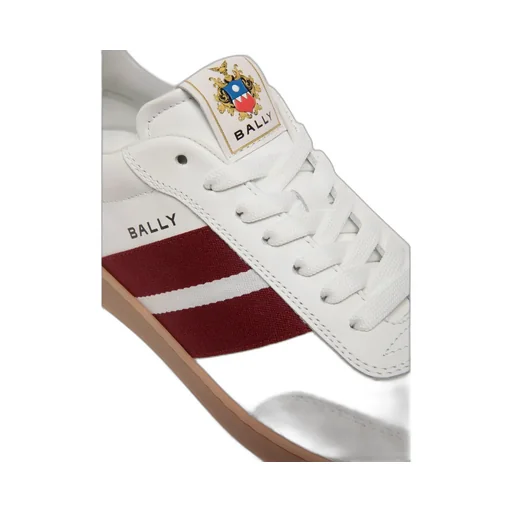Retro Crest Sneakers