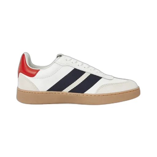 Round Toe Casual Shoes
