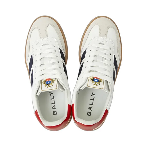Round Toe Casual Shoes
