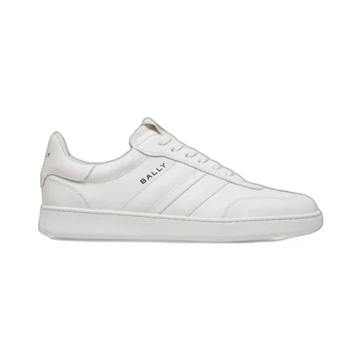 Retro Crest Sneakers