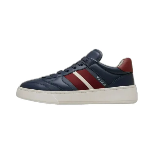 Lace-Up Skate Shoes