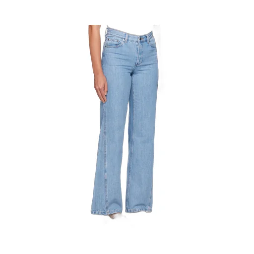 Elle Flared-Leg Jeans
