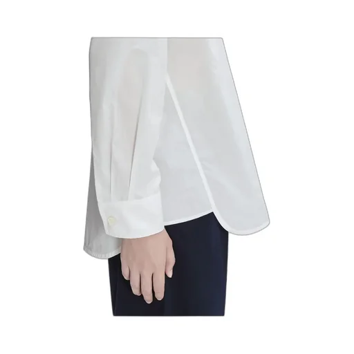 Buttoned Long-Sleeved Shirt