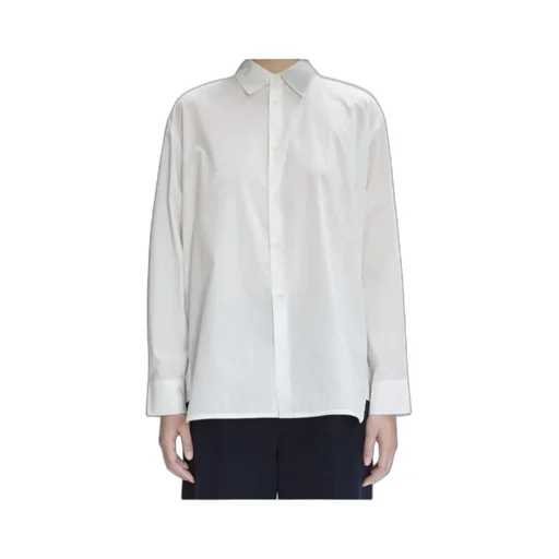 Buttoned Long-Sleeved Shirt