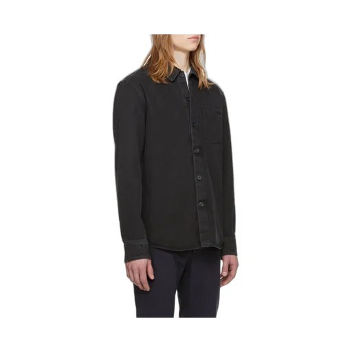 Long-Sleeved Buttoned Shirt