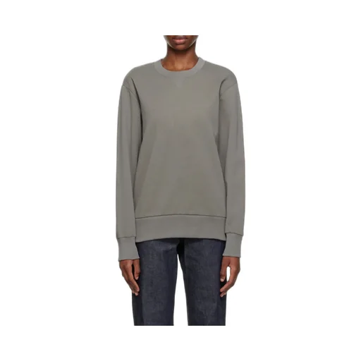 Long-Sleeved Round-Neck Sweater