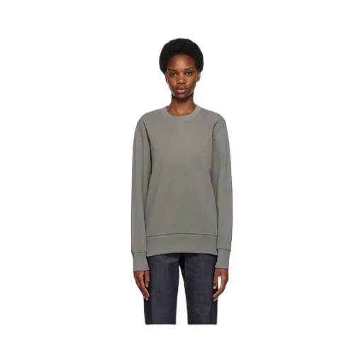 Long-Sleeved Round-Neck Sweater