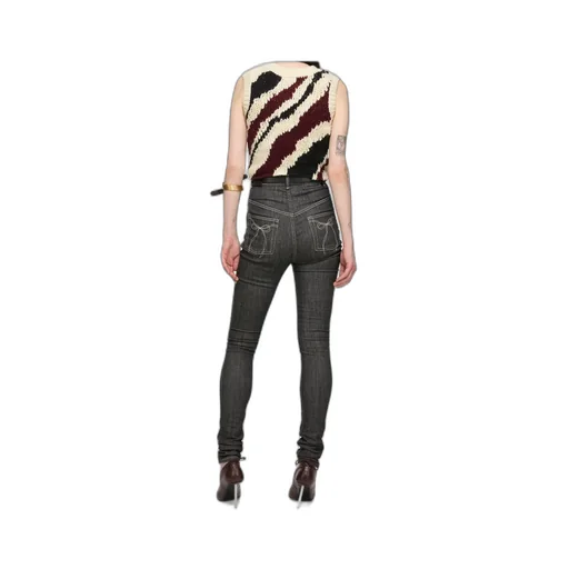 Fitted Vest