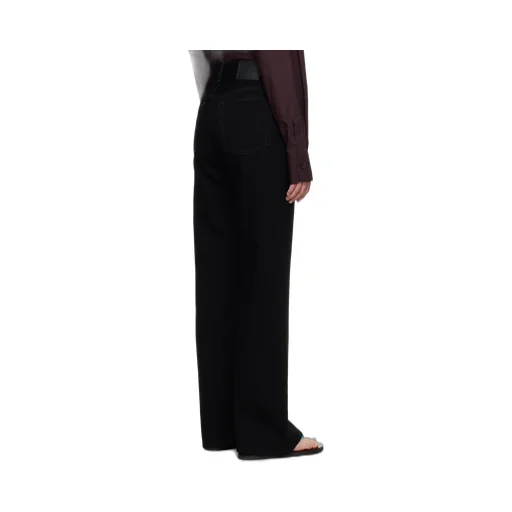 Wide-Leg Straight Jeans