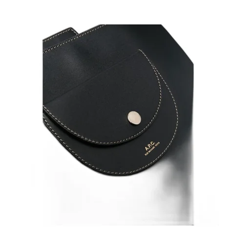 Le Pocket Leather Shoulder Bag
