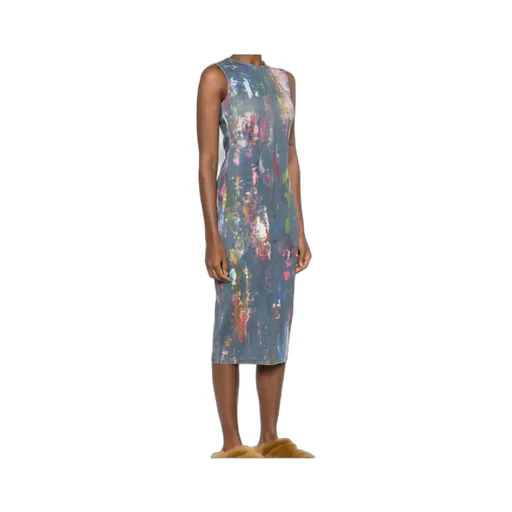 Round Collar Sleeveless Dress