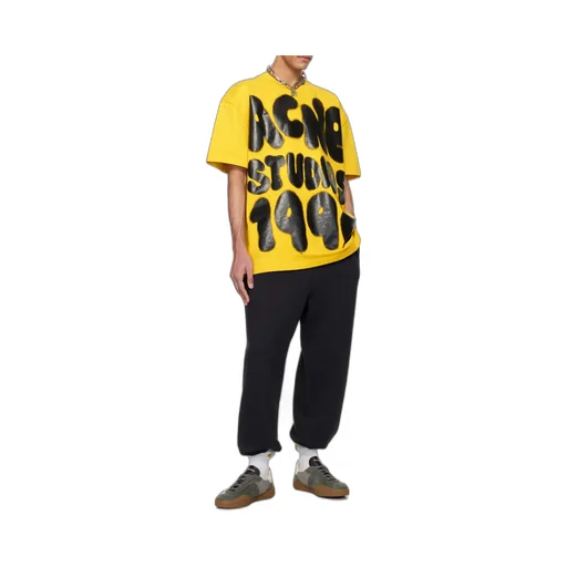Short-Sleeved T-Shirt