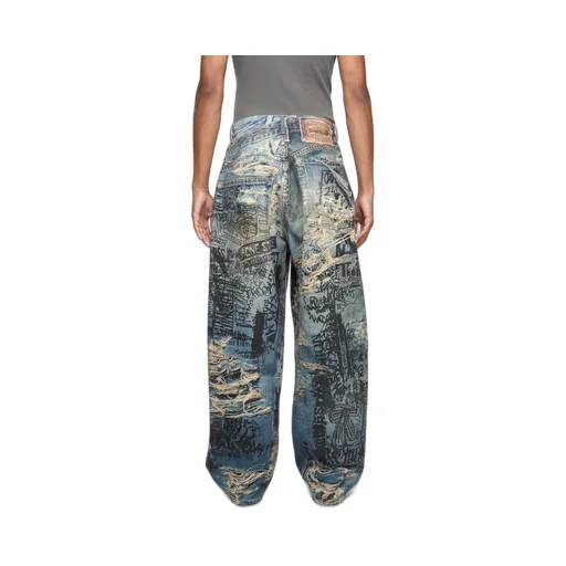 Wide-Leg Jeans