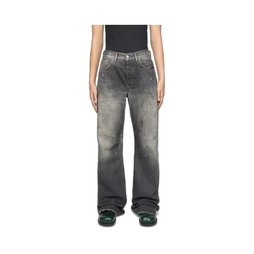 Loose Fit Jeans