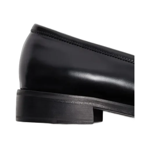Logo Detailed Round Toe Loafers
