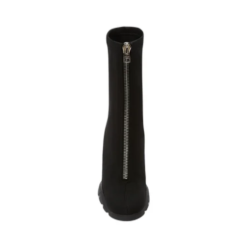 Slim Tread Zipped Boots