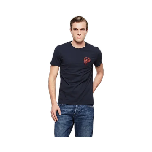 Short-Sleeved T-Shirt
