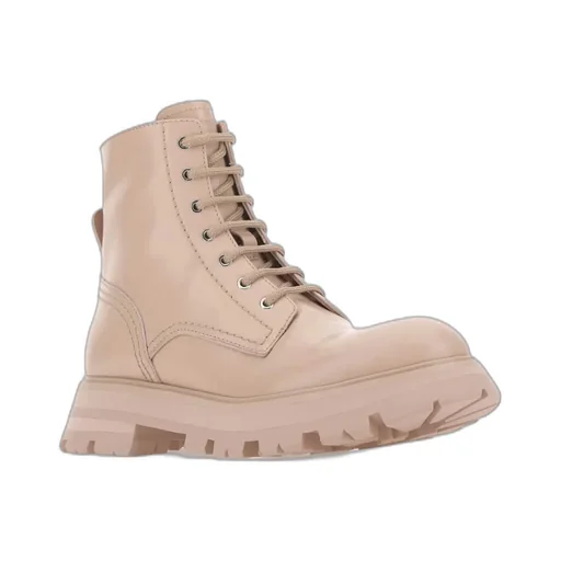 Wander Combat Boots