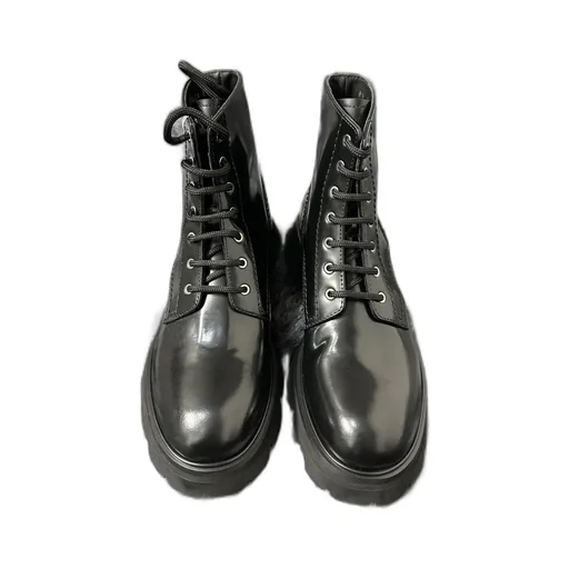 Wander Combat Boots