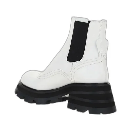 Wander Chelsea Boots
