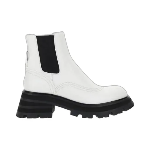 Wander Chelsea Boots