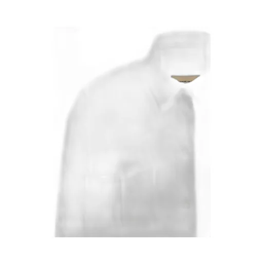 Buttoned Long-Sleeved Shirt