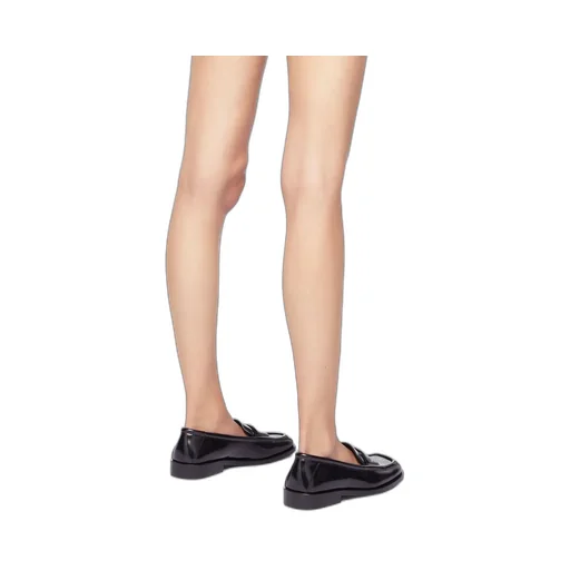 Amanda College Flat Shoes