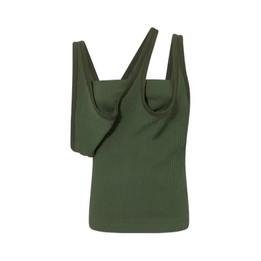 Layered Asymmetric Top