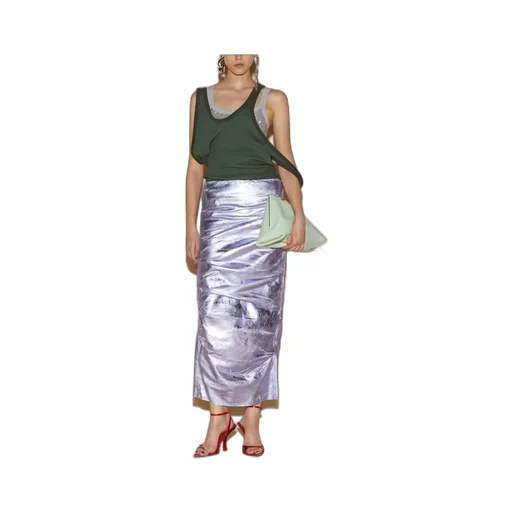 Layered Asymmetric Top
