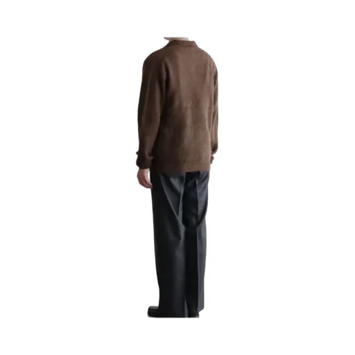 Open-Collar Knitwear