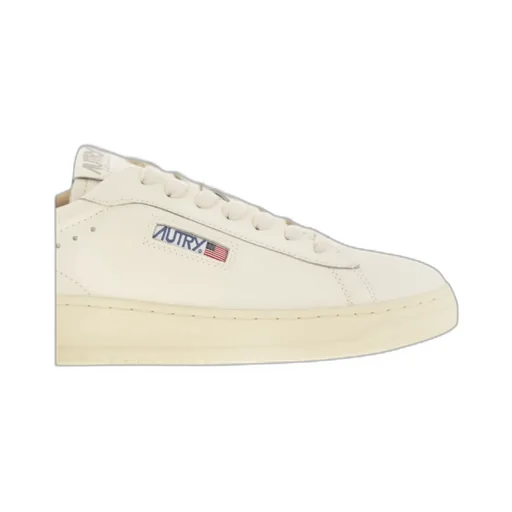 Dallas Low-Top Sneakers