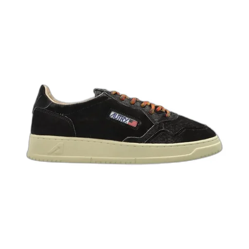 Medalist Sneakers