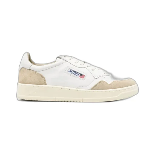 Medalist Low Lace-Up Sneakers