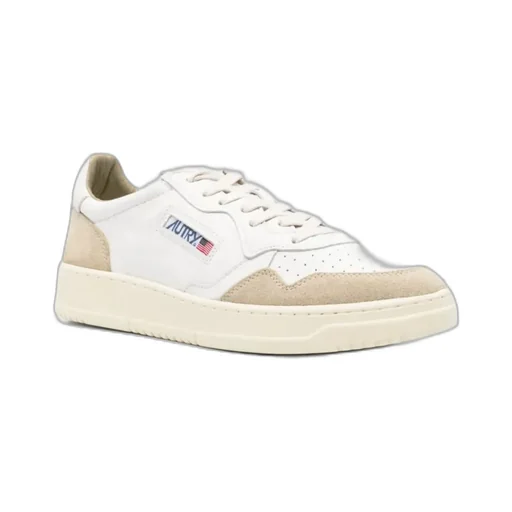 Medalist Low Lace-Up Sneakers