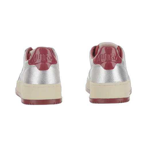 Medalist Low-Top Sneakers