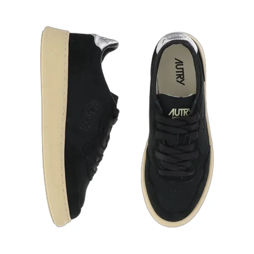 Medalist Low-Top Sneakers