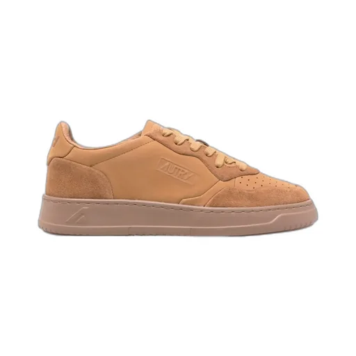 Medalist Sneakers