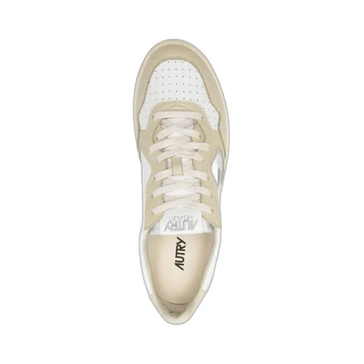 Medalist Low Lace-Up Sneakers