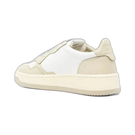 Medalist Low Sneakers
